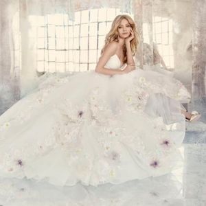 Hayley Paige Wedding Gown, floor sample, 6601